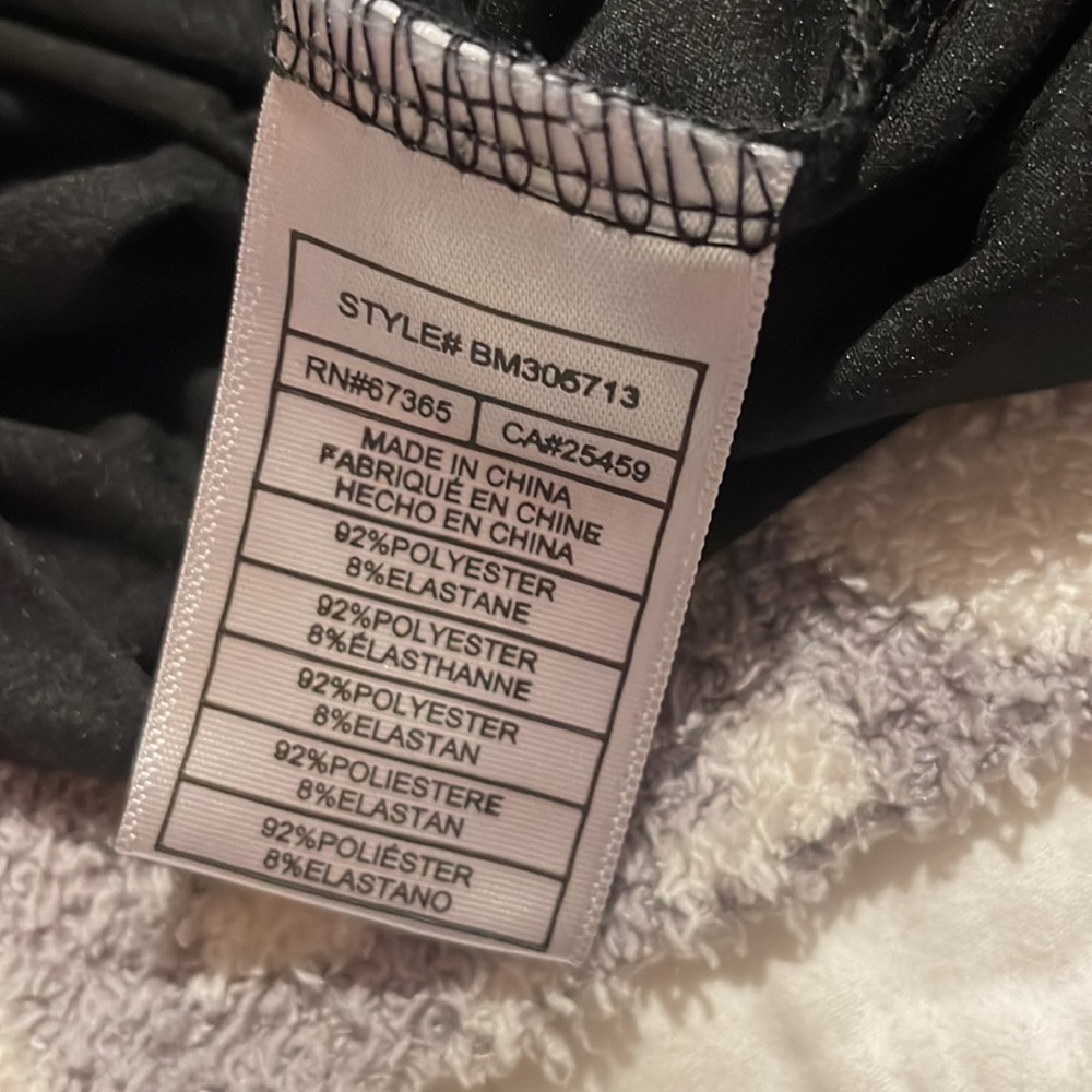 Steve Madden Rosa Top. - Picture 4 of 5